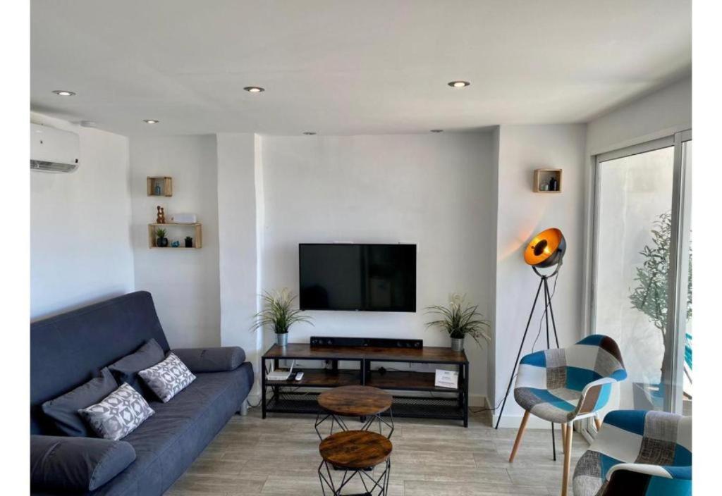 Pueblo Blanco Sea View Apartment By Namaste Elite Торемолинос Екстериор снимка