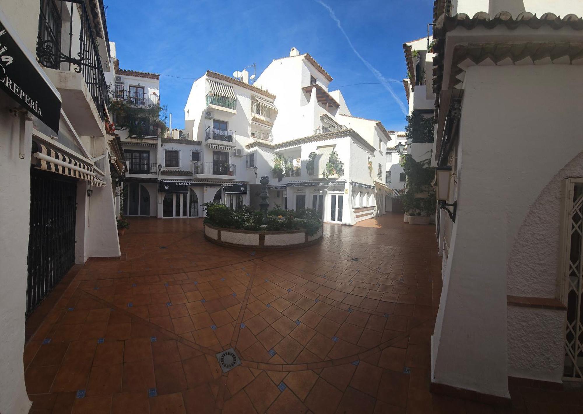 Pueblo Blanco Sea View Apartment By Namaste Elite Торемолинос Екстериор снимка