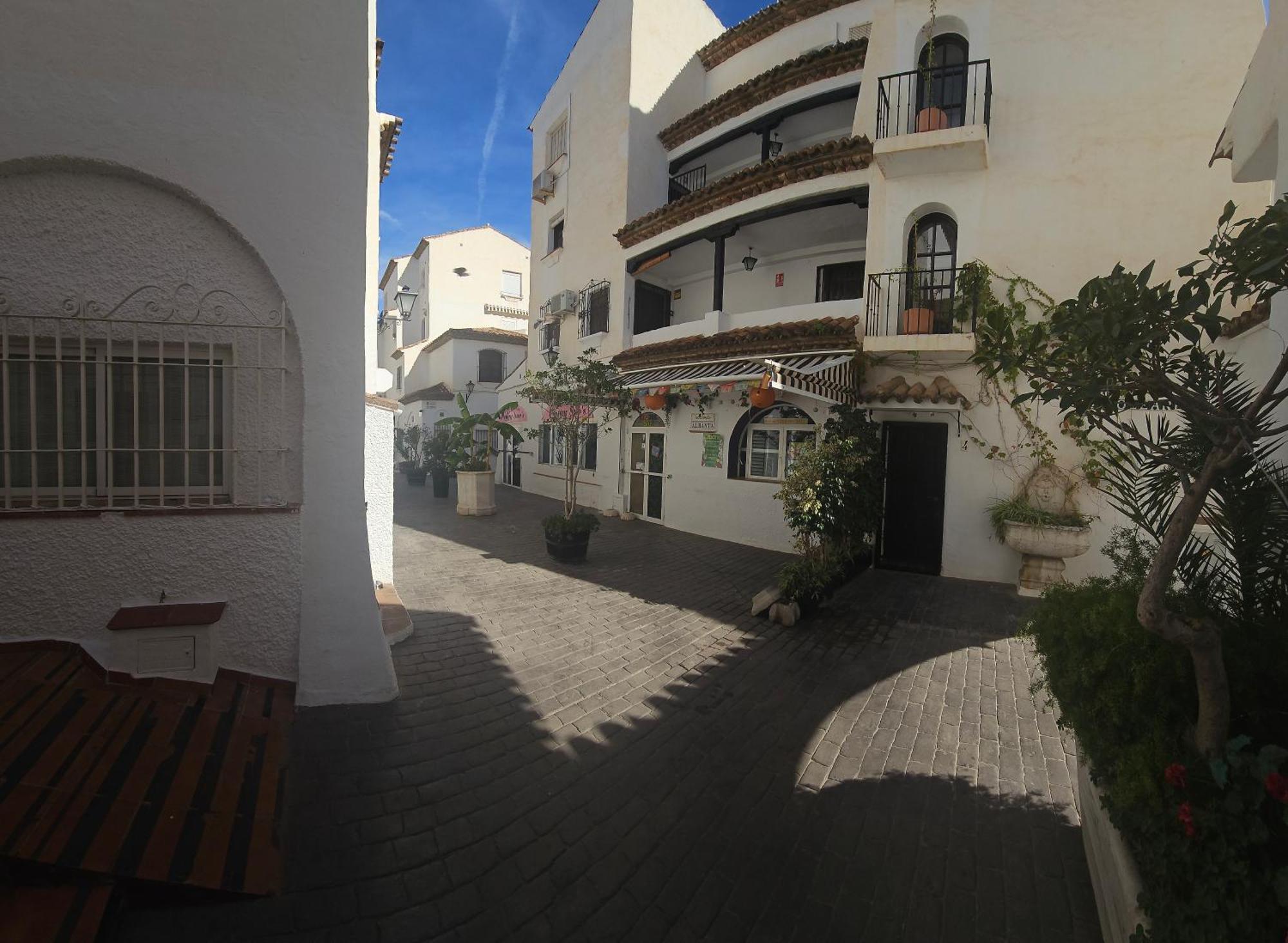 Pueblo Blanco Sea View Apartment By Namaste Elite Торемолинос Екстериор снимка